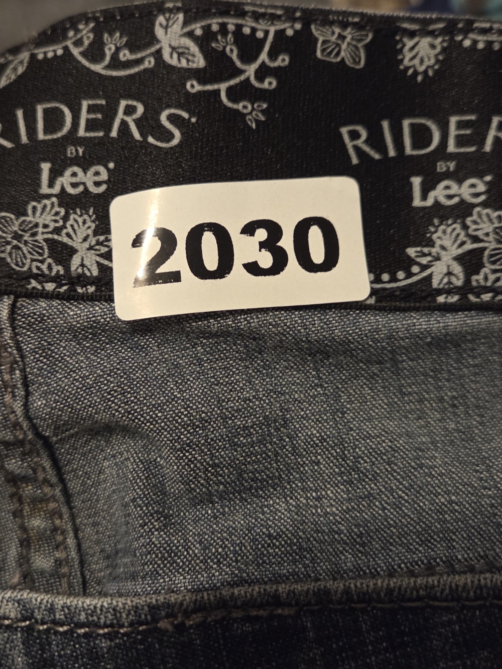 Riders by Lee Women’s Medium Blue Jeans